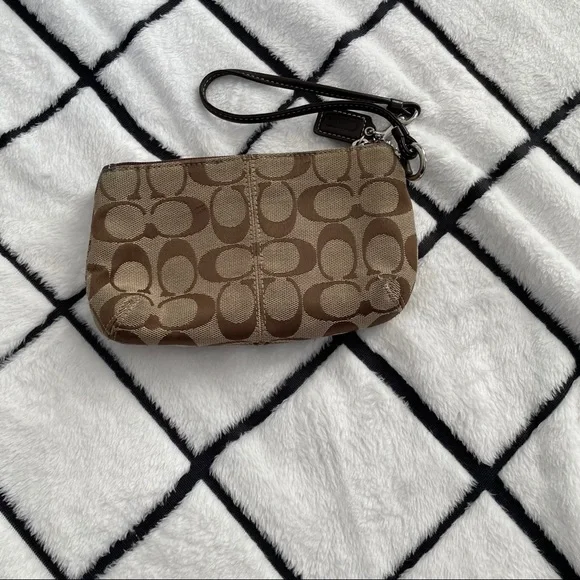 Coach Turn Lock Wristlet - Picture 4 of 9